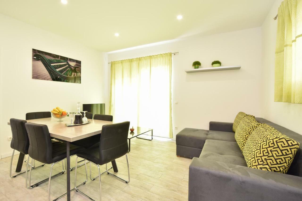 Apartmani Iva&Ante Dugi Rat Ngoại thất bức ảnh