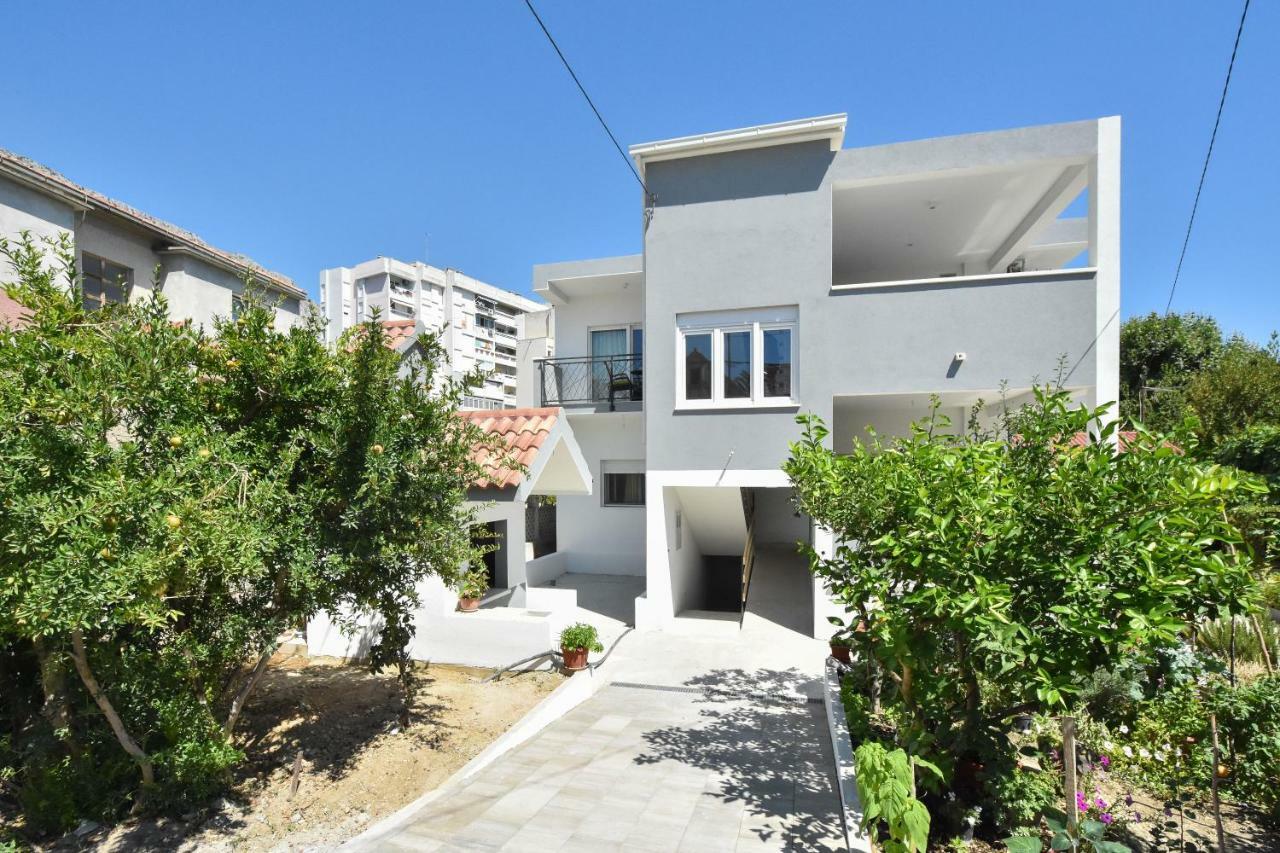Apartmani Iva&Ante Dugi Rat Ngoại thất bức ảnh
